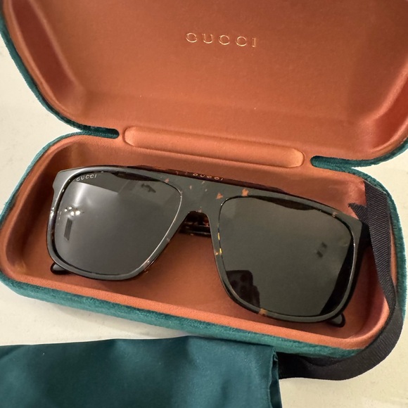 Gucci Tortoiseshell Sunglasses - GG1039S main image 5